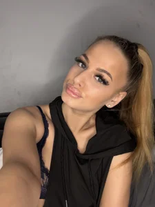 Lilithloou Public slika 9