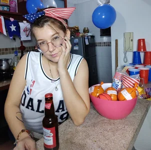 HunnyyLove 4 of july Pic