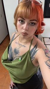 Marlbolo_Rojo01 What do you think of my new look? Pic 8