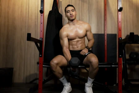 TianBrooks gym Pic 6