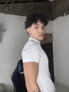 Aangelhot HORNY  4টি ছবি