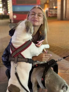 Bunny_Butt_ Public Pic 3