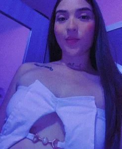 ISABELLA_WILLS01 Public Immagine  2