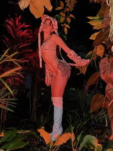 CorinneRusso I'm your wild temptation🍀 Pic 3