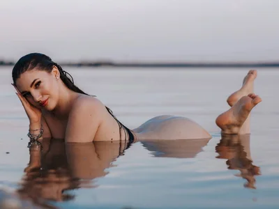 Public od EveHyde  3 fotka