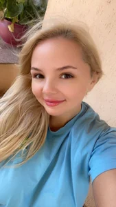 Blondie 💛 de CelesteBailey  9 photos