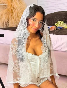 ScarletEvanss_ Neat in white 🤍 Pic 7