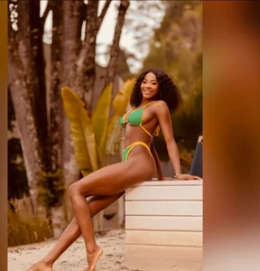 love de Ayra-starh  Imagens