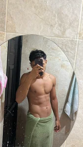 hardbody_19 Public Pic 2