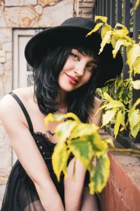 Zoe_Lynch_の🌹🖤 Dark Temptation 🖤🌹の 3枚の写真