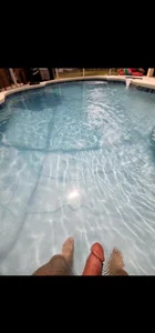 theclubist111 Cick vibrating I my pool! Pic 6
