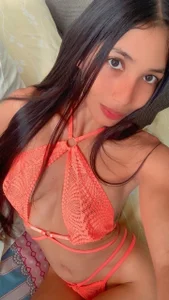 KatyReales 🤯 slika 3