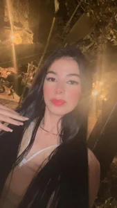 antonella_reyess Public - {count, plural, one {תמונה אחת} two {שתי תמונות} many {# תמונות} other {# תמונות}}