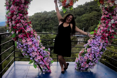 Genesis_Montenegro_OA a beautiful view and a beautiful woman Gambar 5