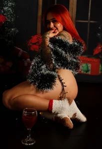 Belov_muriel Merry Christmas and Happy New Year Pic 5