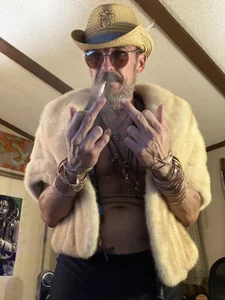 ibPMS PIMPIN' AIN'T EASY Pic 3