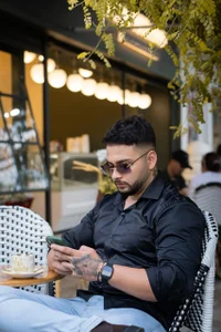 Andrew_Brown Elegance😏😏 Pic