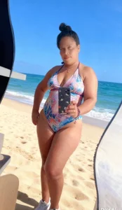 Big_ass_submissiveのBeach day 👿の枚の写真
