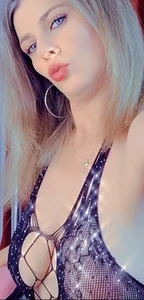 Anne_Blueeyes Muse in Motion 😈 Foto 2