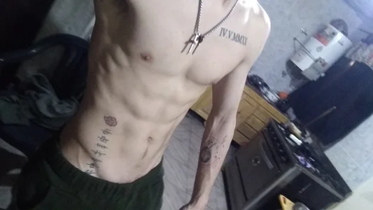 ManuiXxX's XXX Nude Photo 1