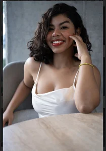 Zdjęcia Melina_Ferrer1 would you go out on a date with me?:  5