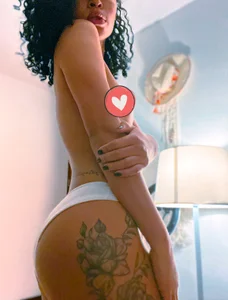 GabriSaenzSexy图片