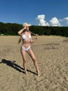 BBabyShark Sex on the beach?) Pic 8