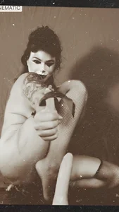 Welcum to the Late Night Circus 🎪 You can be a slut on purpose