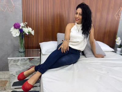 Velvet_Luxx Public slika 4