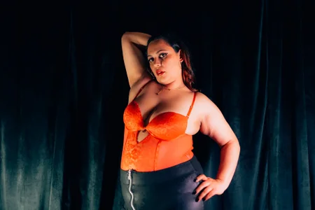 Biiancacox: What do my looks tell you? ( 4 фото)