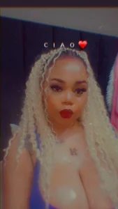 MissBOOBSDIVA21 Feast your eyes with my beauty 😍  2টি ছবি