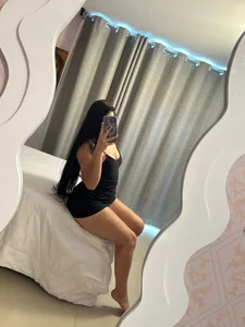 sophie_bonny Public Pic 4