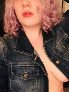 Thiccums-the-Goddess's photo