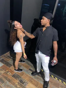 Duo69Sexual We said casual outing… but we ended up being the center of attention 😈💋 Foto 4