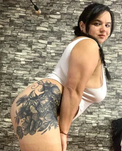 Too hot to pass up od TokyoSky  3 snímek