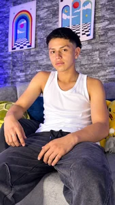 ryanmilk_ Public slika 5