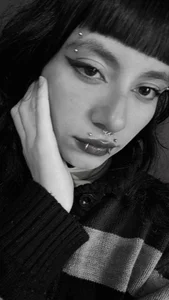 charlottemoonxz Black & White Gambar 4