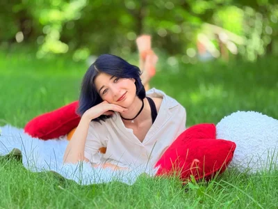 AnneAvelin Public slika 5