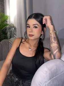ViolettGracee Lovely Pic 2