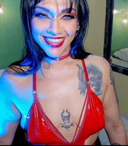 angelina_james_ YOUR NAUGHTY GIRL Pic 3