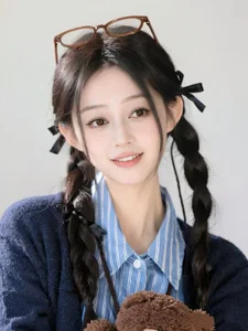 Anne-w: Public ( фото)