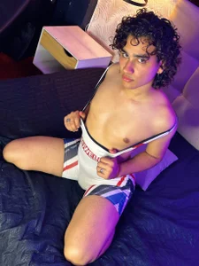 Fran_Smiths It's a pleasure to meet you, I'm Fran😊  7টি ছবি