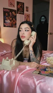 farichellWho's after me? Bild