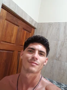 ChristianVindas kullanıcısının Public albümü -  2 fotoğraf