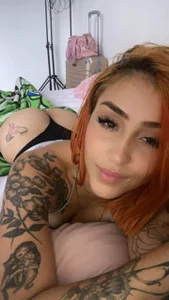 Evaluxee In my bed 사진