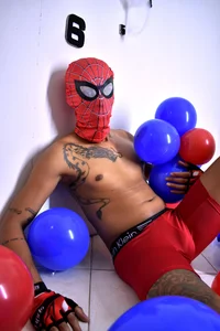Harin_Prize Spider Man Pic 4
