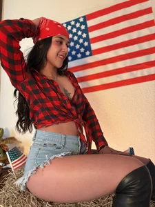 Xiomara_vega 🔥🤠 Ready to light up the celebration 🇺🇸 Pic 3
