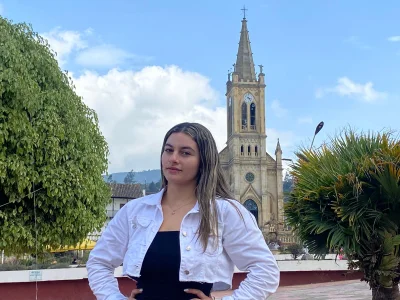 AtheneaRossi WHITE Pic 6