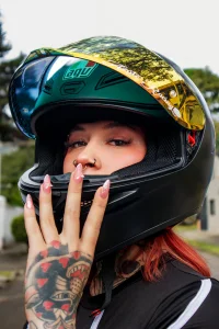 ViolettaBaker_ sexy motorcyclist รูป  4