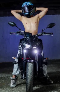 Angel_khouri_Motorcyclist🏍️ Bild 2